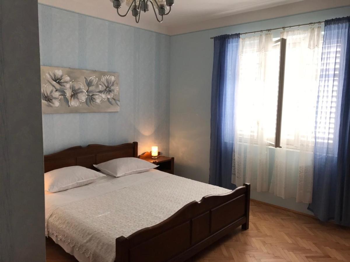 Apartments And Rooms Ljubica Лун Экстерьер фото