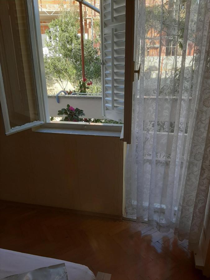 Apartments And Rooms Ljubica Лун Экстерьер фото